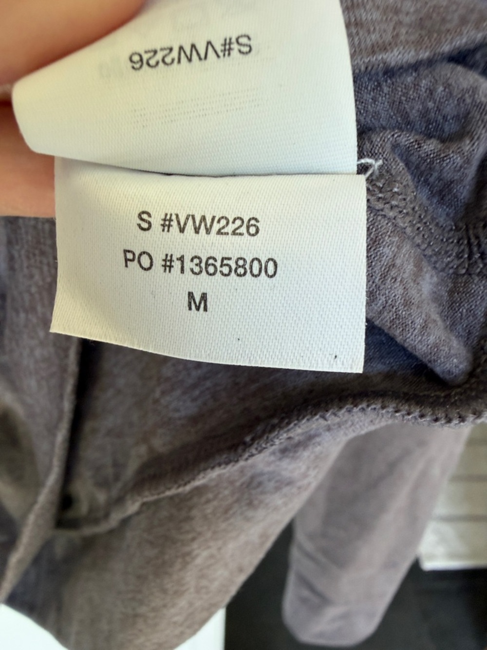 Vuori essential Hoodie Purple “Sawyer” Medium - Picture 8 of 8